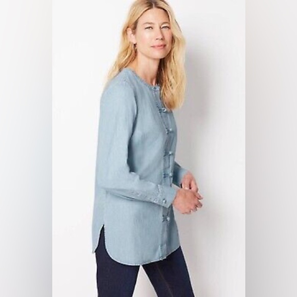 J. Jill Stylish‎ Knot-Button denim Clarity Wash shirt - Picture 5 of 14